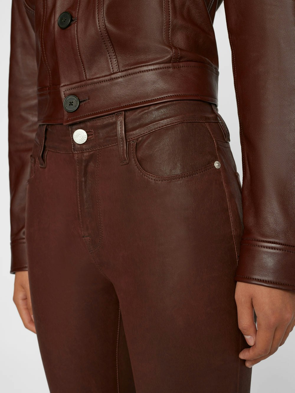 pants waist view alt:size